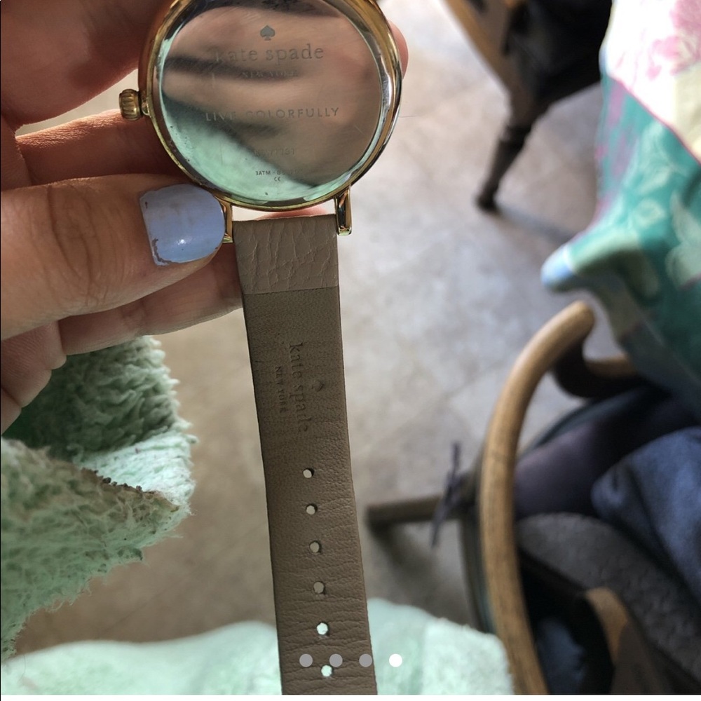 Watch - Picture 4 of 4